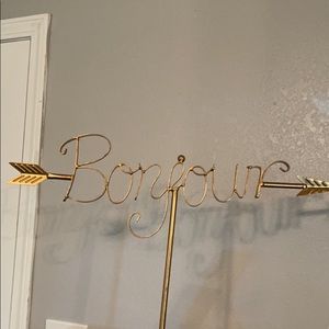 Metal decor “Bon Jour” sign